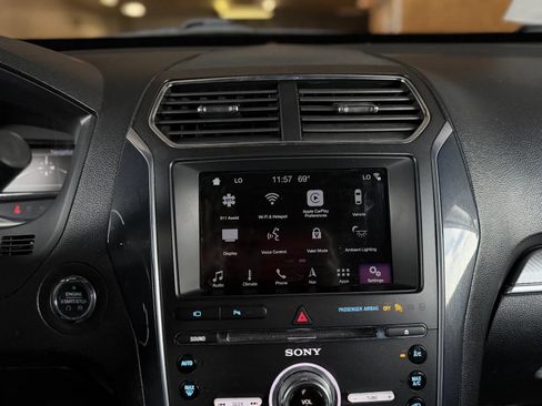 Used 2018 Ford Explorer Sport w/ Equipment Group 401A AWD/4WD image 35