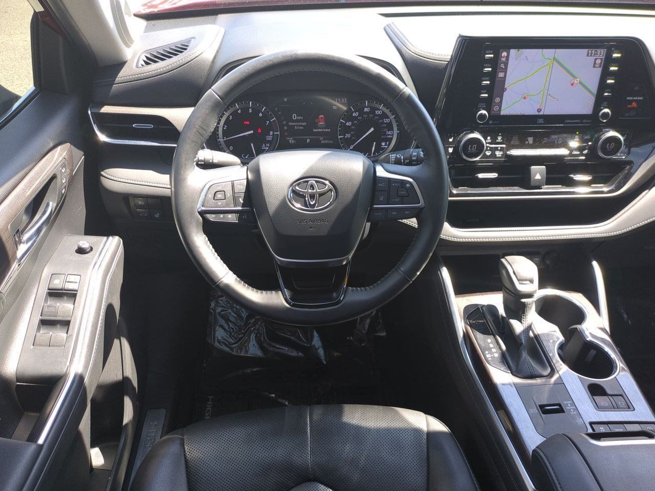 Used 2021 Toyota Highlander Limited FWD image 34