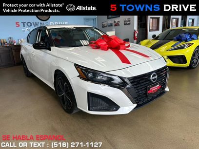 Used 2023 Nissan Altima 2.5 SR w/ SR Premium Package