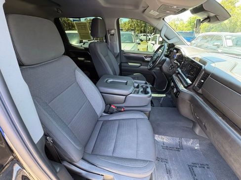 Used 2023 Chevrolet Silverado 1500 LT AWD/4WD image 23