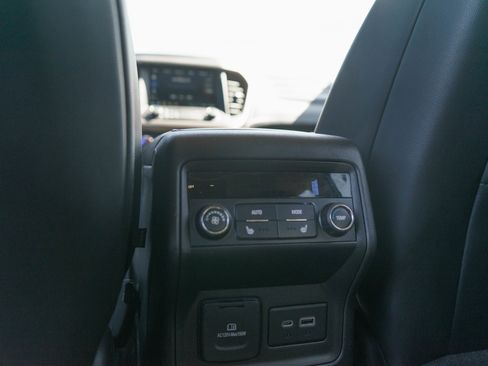 Used 2021 GMC Acadia Denali w/ Denali Ultimate Package AWD/4WD image 15