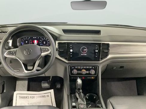 Used 2023 Volkswagen Atlas Cross Sport SE AWD/4WD image 11