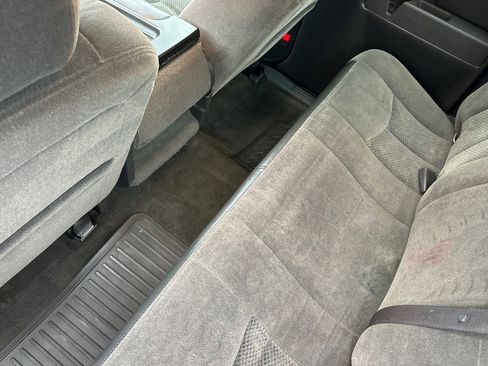 Used 2006 Chevrolet Silverado 2500 LT w/ Skid Plate Package image 12