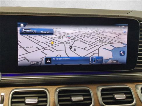 Used 2025 Mercedes-Benz GLS 450 4MATIC image 13