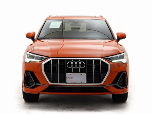 Used 2023 Audi Q3 2.0T Premium Plus w/ Premium Plus Package image 28