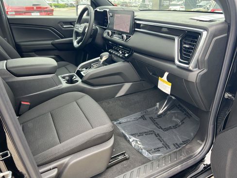 New 2026 GMC Canyon Elevation w/ Convenience Package RWD image 29