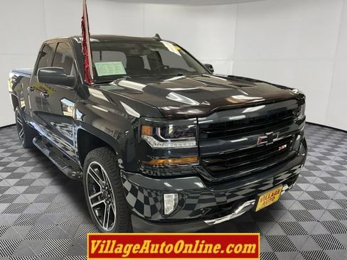 Used 2017 Chevrolet Silverado 1500 LT w/ LPO, Black Pack AWD/4WD image 16