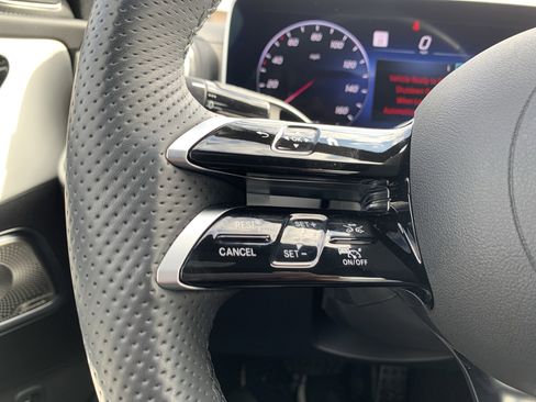 Used 2024 Mercedes-Benz C 300 Sedan image 19