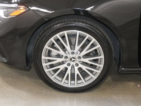 Used 2025 Mercedes-Benz CLA 250 image 46