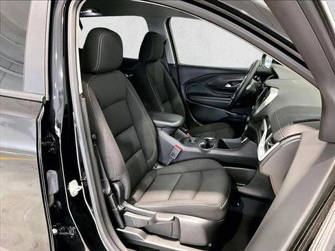 Used 2023 GMC Terrain SLE FWD image 9