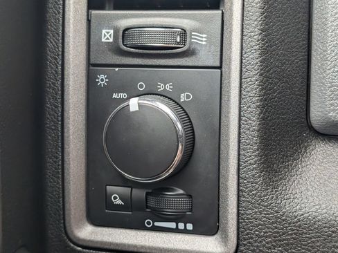 Used 2019 RAM 1500 Tradesman w/ Popular Equipment Group AWD/4WD image 34