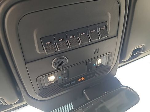 Used 2024 Ford Bronco Badlands AWD/4WD image 25