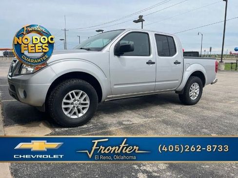 Used 2016 Nissan Frontier SV AWD/4WD image 1