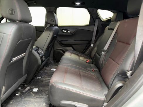Used 2024 Chevrolet Blazer RS w/ Enhanced Convenience Package image 17