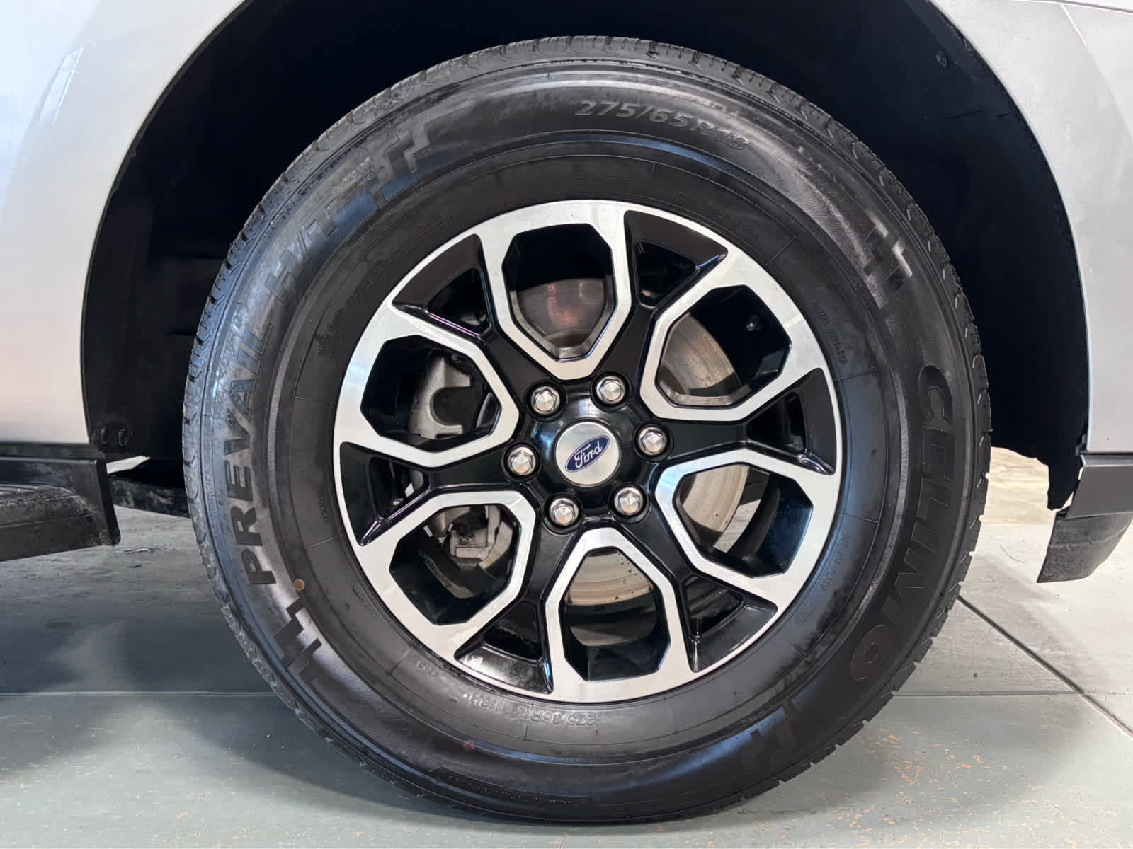 Used 2024 Ford Expedition XLT AWD/4WD image 8