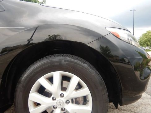 Used 2013 Nissan Murano S image 12
