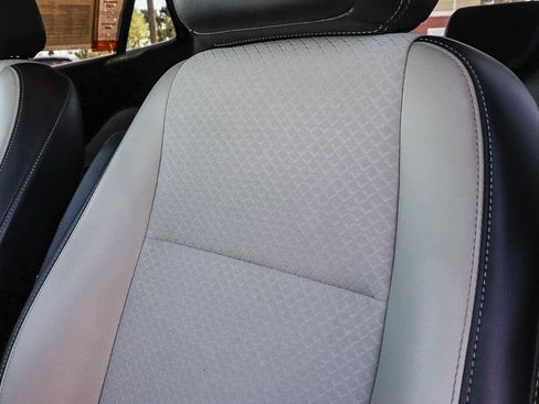 Used 2019 Buick Encore Preferred image 28