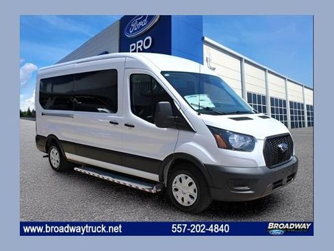 Used 2024 Ford Transit 350 XL RWD image 1
