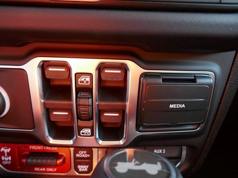 New 2026 Jeep Wrangler Unlimited Rubicon AWD/4WD image 20