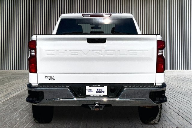 Used 2022 Chevrolet Silverado 1500 LT AWD/4WD image 4