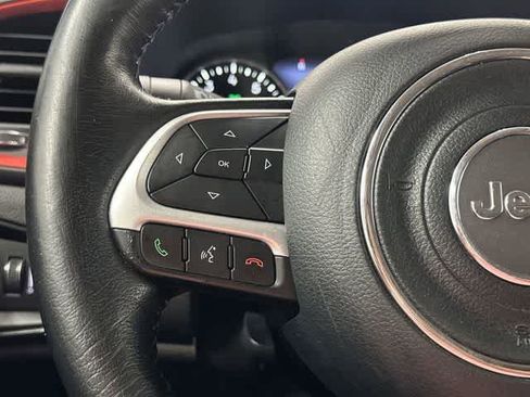 Used 2021 Jeep Renegade Trailhawk AWD/4WD image 17