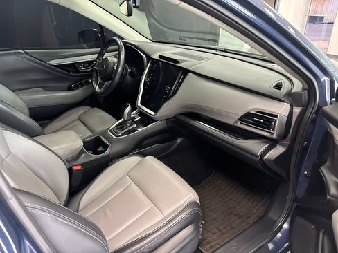 Used 2024 Subaru Outback Limited AWD/4WD image 12