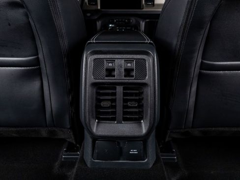Used 2026 Ford Bronco Outer Banks AWD/4WD image 32