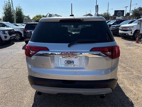 Used 2018 GMC Acadia SLT image 8