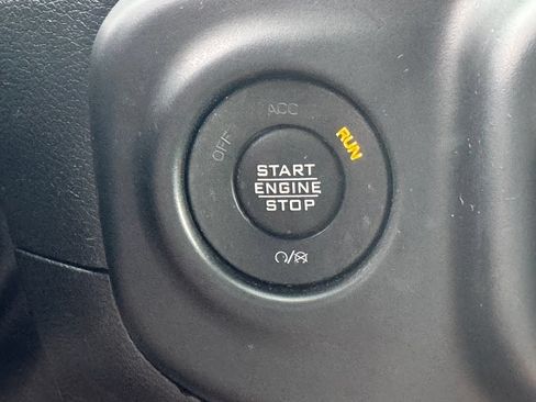 Used 2023 Jeep Wrangler Sport AWD/4WD image 25