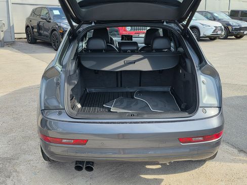 Used 2018 Audi Q3 2.0T Premium w/ Convenience Package image 14