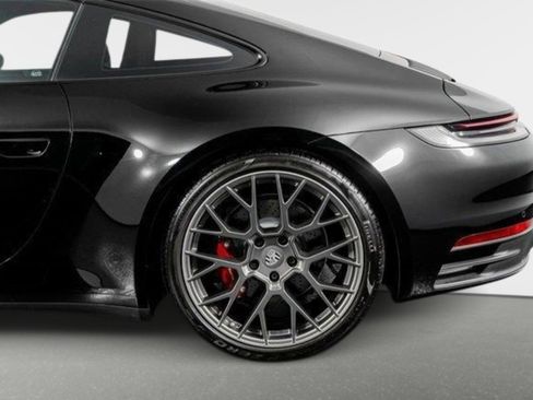 Used 2024 Porsche 911 Carrera 4 GTS image 9