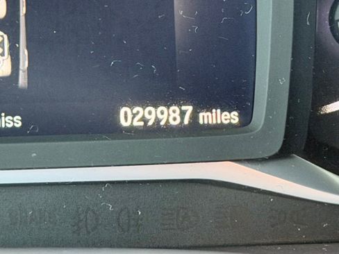 Used 2023 Honda Passport EX-L image 3