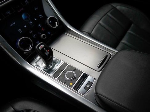 Used 2021 Land Rover Range Rover Sport SE image 30
