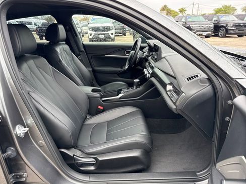 Used 2023 Acura Integra A-Spec image 24