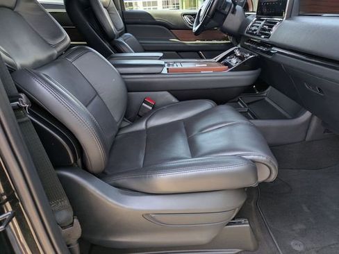 Used 2023 Lincoln Navigator L Reserve image 31