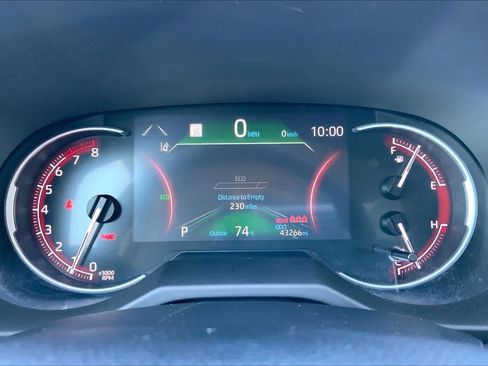 Used 2024 Toyota RAV4 LE image 25