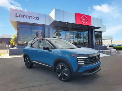 New 2025 Nissan Kicks SR image 3