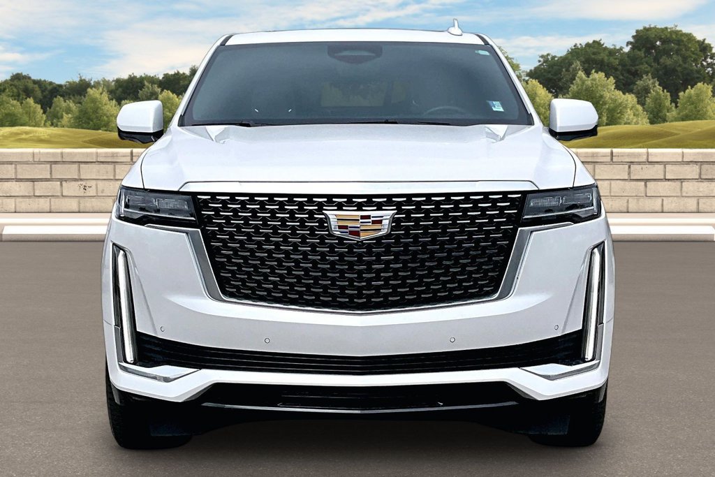 Used 2023 Cadillac Escalade Premium Luxury AWD/4WD image 3