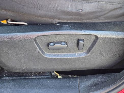 Used 2014 Chevrolet Captiva Sport LS FWD image 12