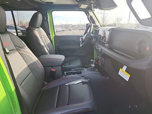 New 2026 Jeep Wrangler Rubicon w/ Technology Group image 11