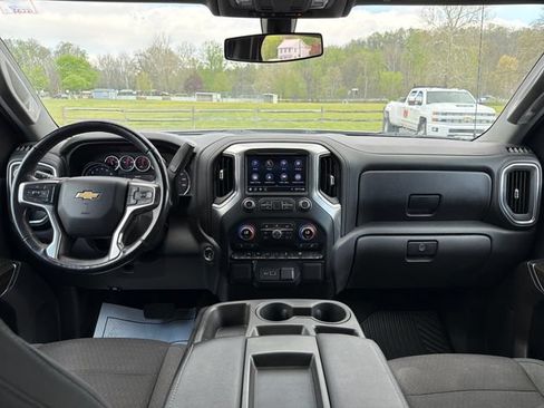 Used 2020 Chevrolet Silverado 1500 LT w/ All-Star Edition AWD/4WD image 13