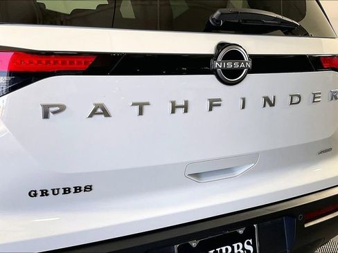 Certified 2025 Nissan Pathfinder S AWD/4WD image 41