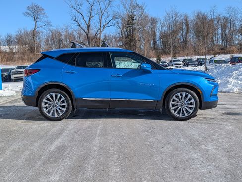 Used 2025 Chevrolet Blazer Premier w/ Enhanced Convenience Package image 6