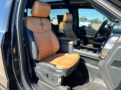 Used 2024 Ford F250 Platinum image 25
