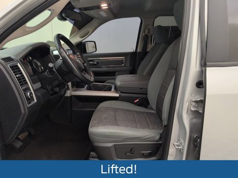 Used 2017 RAM 1500 Big Horn AWD/4WD image 4