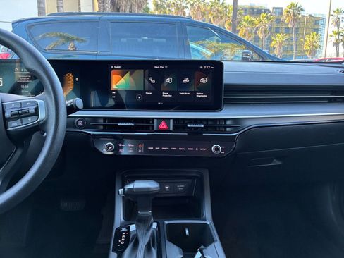 Used 2025 Kia K5 LXS image 17