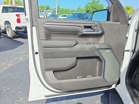 Certified 2023 Chevrolet Silverado 1500 LTZ AWD/4WD image 17