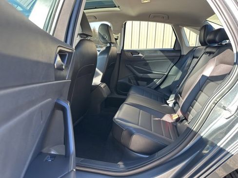 Used 2024 Volkswagen Jetta SE image 23