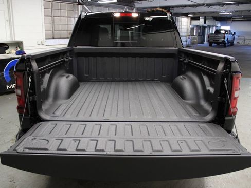 New 2026 RAM 1500 Big Horn w/ Night Edition image 36