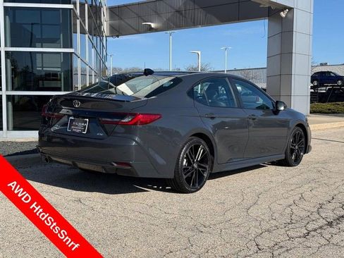 Used 2025 Toyota Camry XSE AWD/4WD image 3